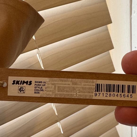 SKIMS Push up, Tan Women's Bra - Picture 3 of 8